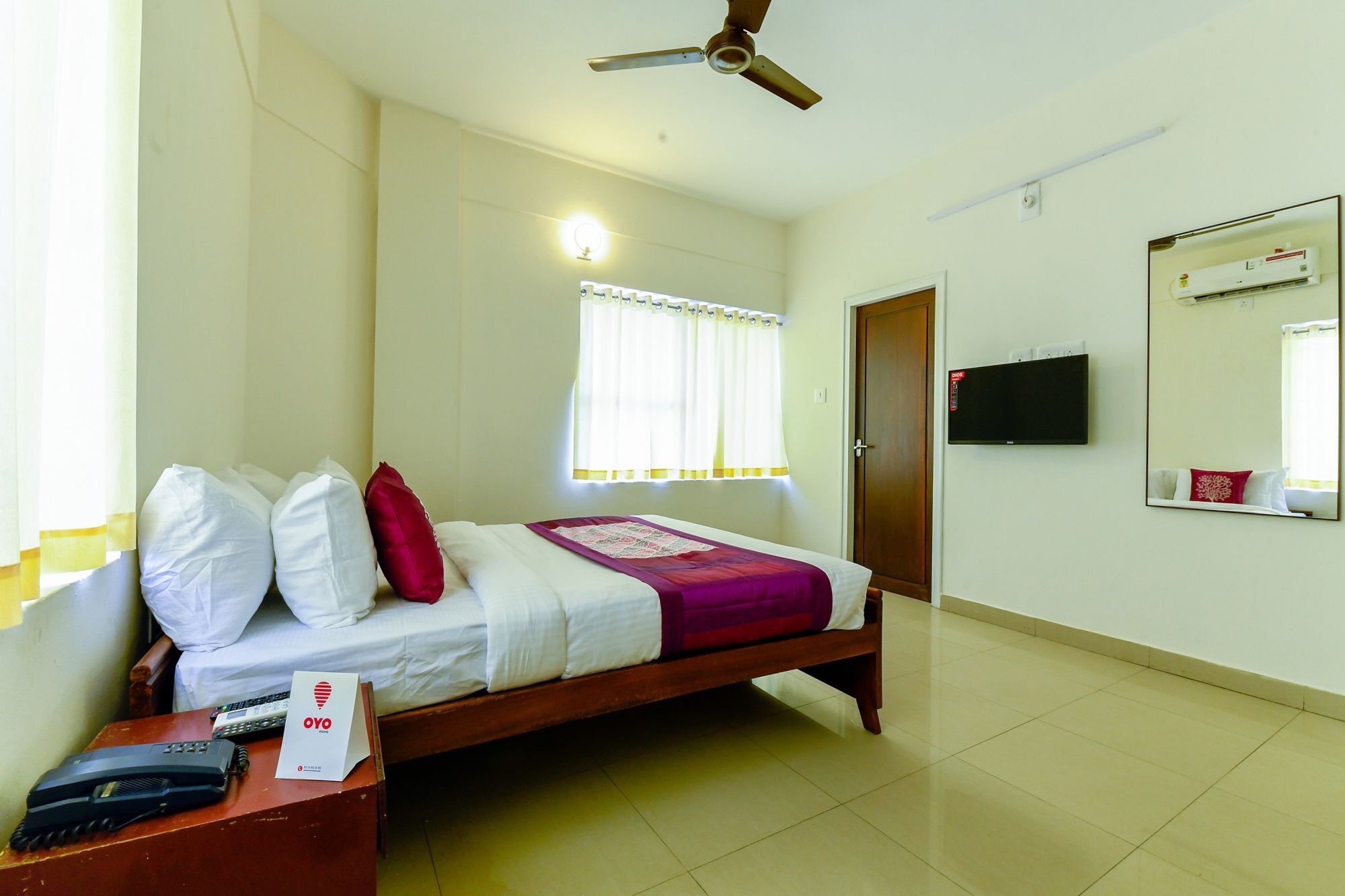 Oyo 11328 Hotel Chandrika Residency Kochi المظهر الخارجي الصورة